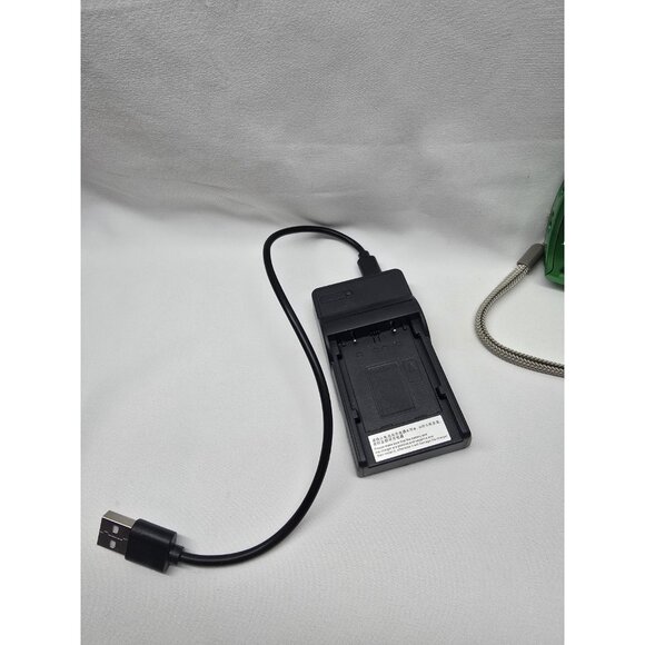 Fujifilm FinePix XP50 Waterproof Digital Camera Green Tested & Working - Picture 3 of 17